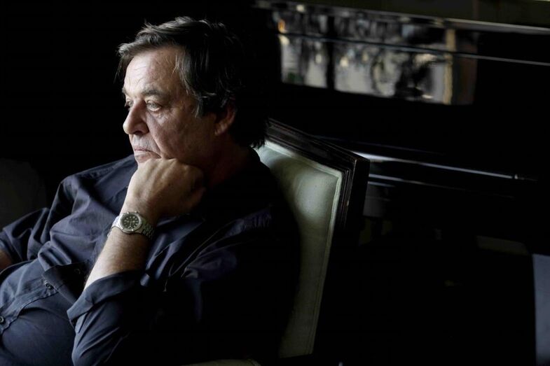 Miguel Sousa Tavares criticou Ricardo Araújo Pereira, a quem chamou de "muito pouco criativo, muito pouco imaginativo e muito preguiçoso", e Ljubomir Stanisic quando o chef jugoslavo acusou o governo de não ter "tomates para fechar restaurantes", por causa da Covid-19. Agora é ele o criticado.