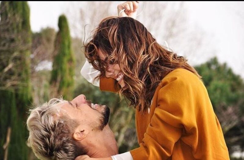 Mia Rose e vocalista dos D.A.M.A deram o nó