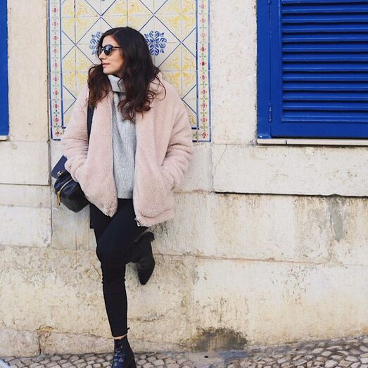 Mia Rose comemora chegada do filho Mateus, em breve, com uma festa 