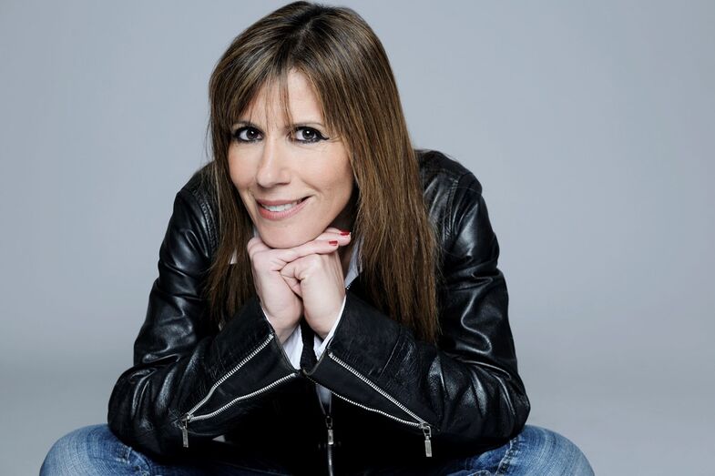 Dora, cantora, festival da canção, macdonalds