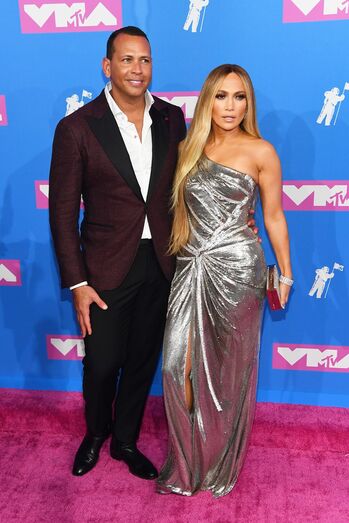 Jennifer Lopez e Alex Rodriguez apaixonados nos MTV VMA