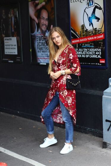 Como usar os vestidos de Verão ao longo do Outono