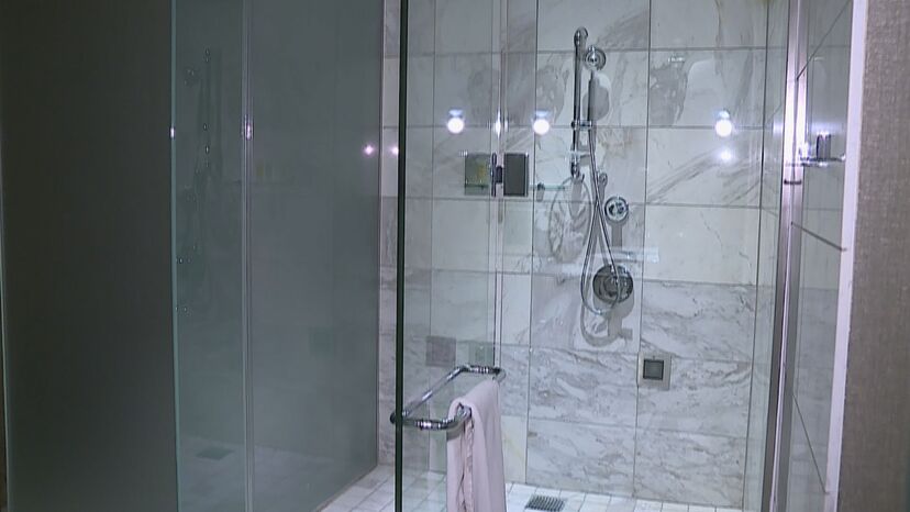 Penthouse da alegada violação em Las Vegas custa 4 mil euros por noite. Todas as imagens 