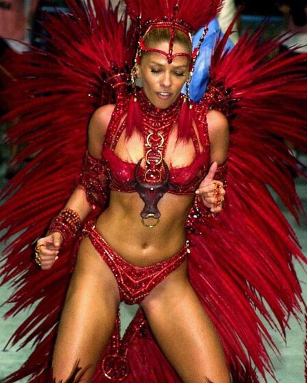 Famosas revelam sensualidade no Carnaval do Brasil