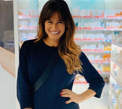 Cláudia Vieira mostra rosto da filha bebé