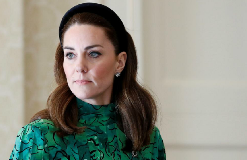 Kate Middleton rouba todos os olhares ao chegar na Irlanda
